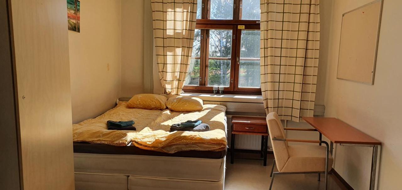 Ainola Hostel Hameenlinna Bagian luar foto