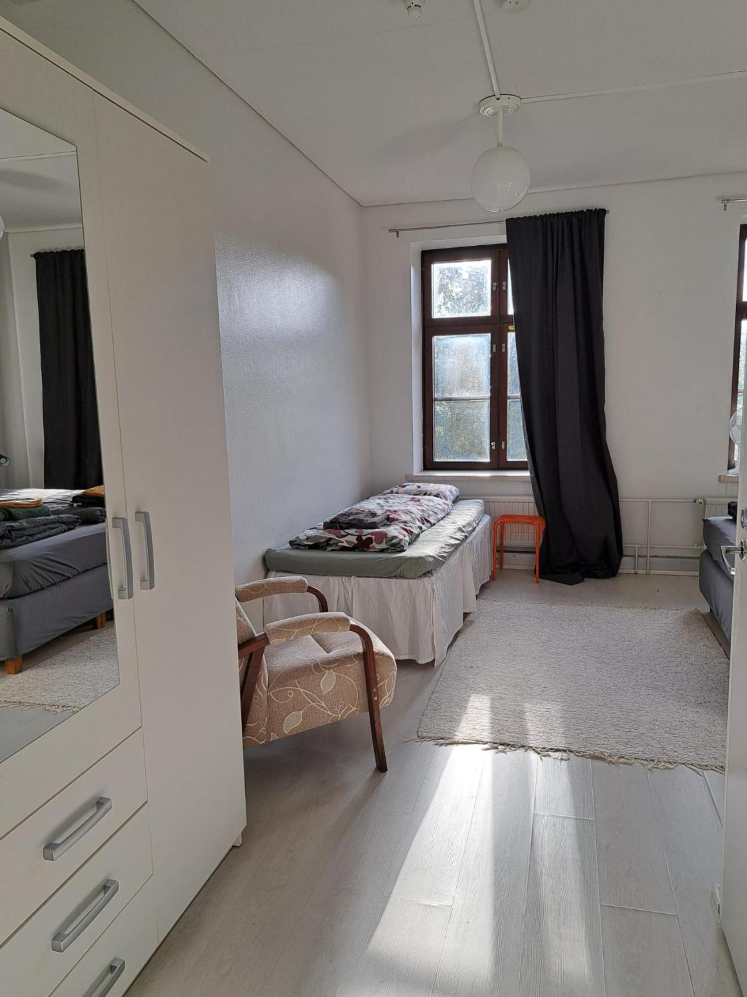 Ainola Hostel Hameenlinna Bagian luar foto