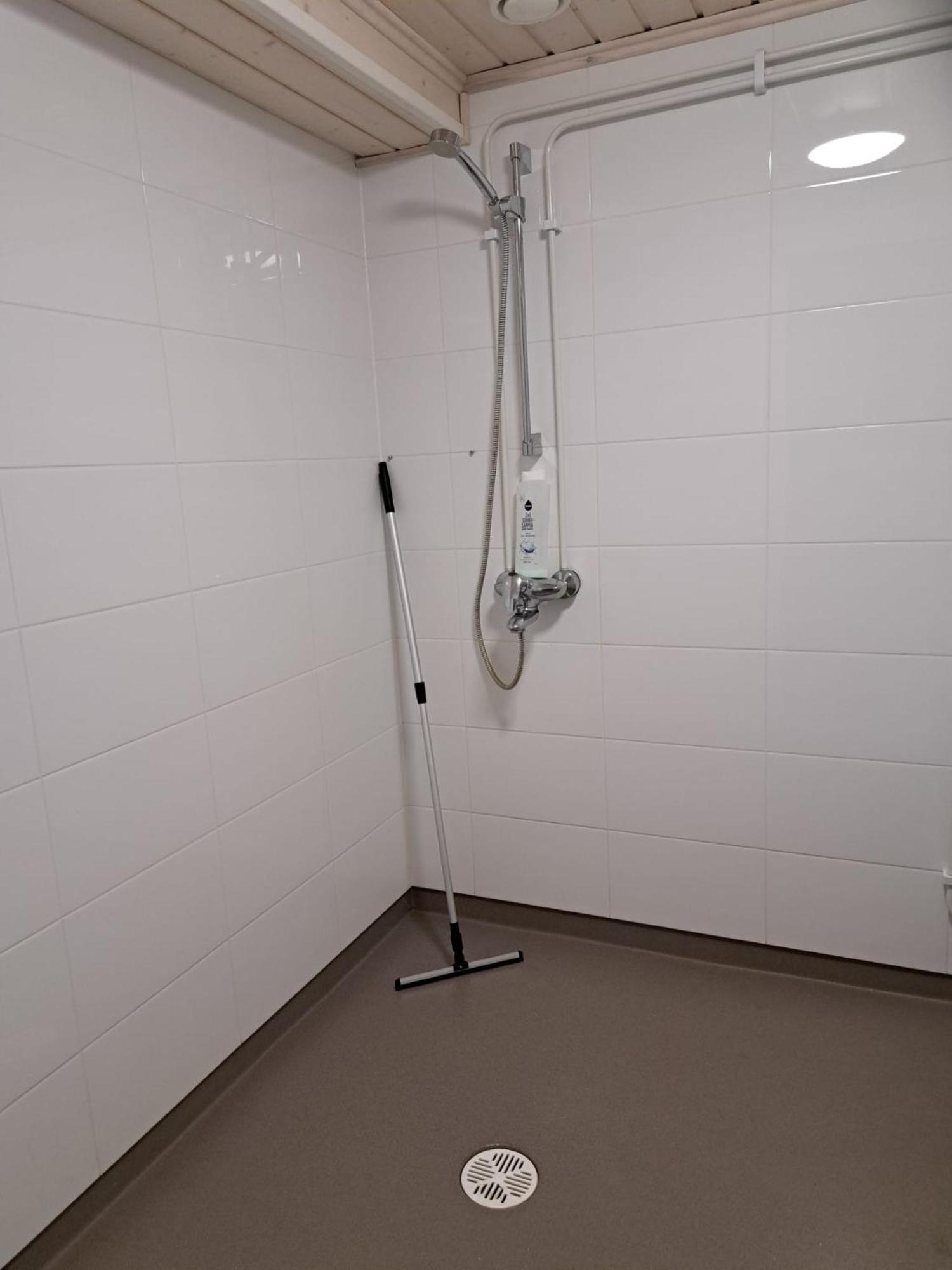 Ainola Hostel Hameenlinna Bagian luar foto